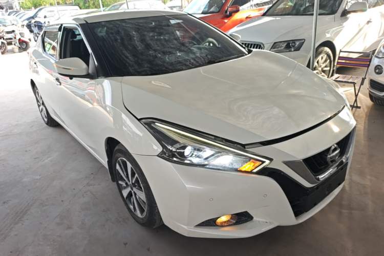 Used Nissan Lannia 2016 1.6L CVT Cool Edition Front Right 45 Deg