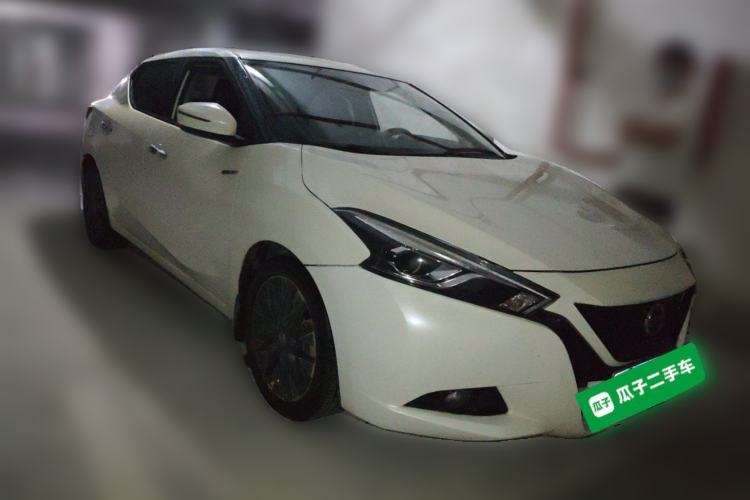 Used Nissan Lannia 2016 1.6L CVT Smart Cool Edition Front Right 45 Deg