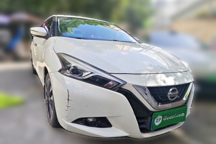Used Nissan Lannia 2016 1.6L CVT Smart Cool Edition Front Right 45 Deg