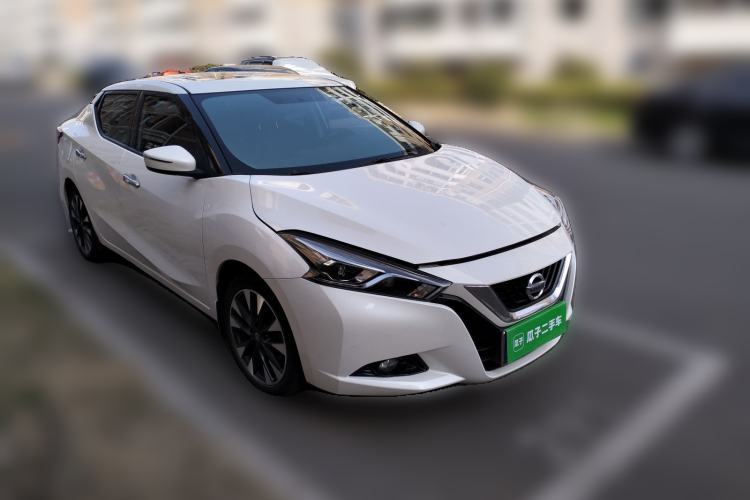 Used Nissan Lannia 2016 1.6L CVT Smart Cool Edition Front Right 45 Deg