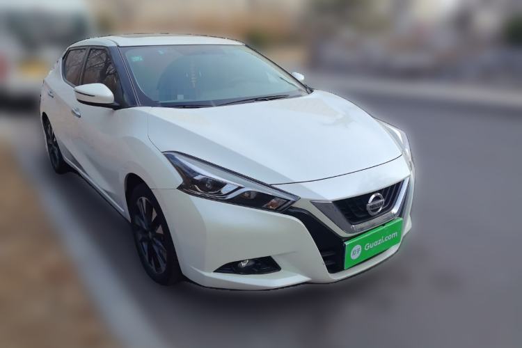 Used Nissan Lannia 2016 1.6L CVT Smart Cool Edition Front Right 45 Deg