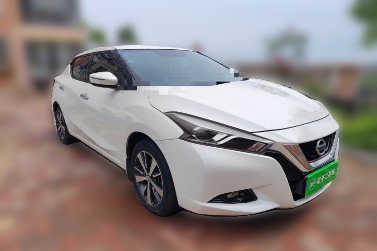 Used Nissan Lannia 2016 1.6L CVT Cool Edition Front Right 45 Deg