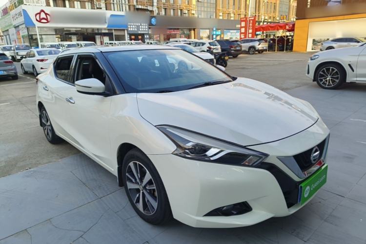 Used Nissan Lannia 2016 1.6L CVT Cool Edition Front Right 45 Deg