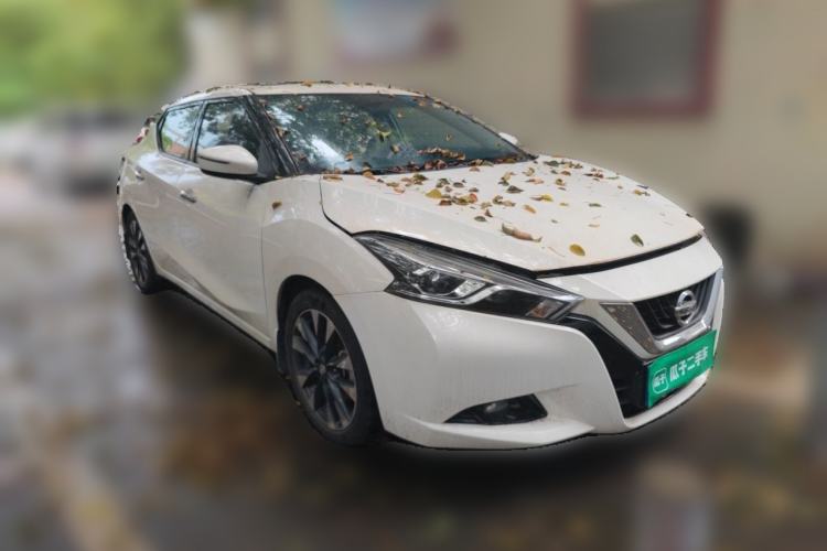 Used Nissan Lannia 2016 1.6L CVT Smart Cool Edition Front Right 45 Deg