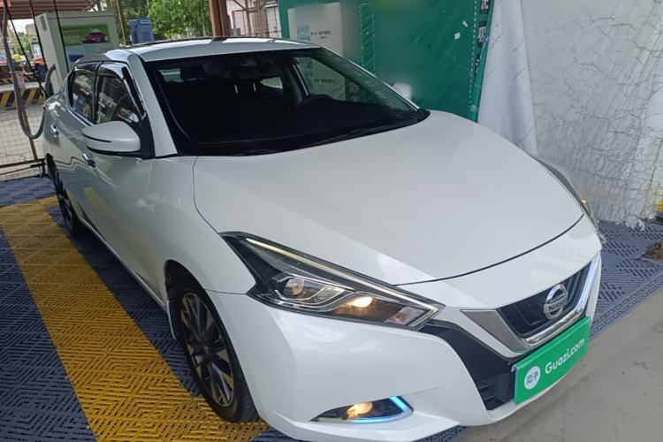 Used Nissan Lannia 2016 1.6L CVT Smart Cool Edition Front Right 45 Deg