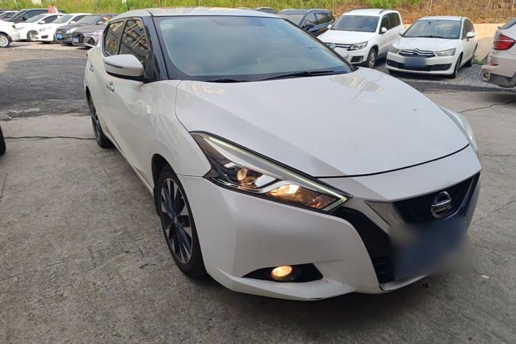Used Nissan Lannia 2016 1.6L CVT Smart Cool Edition Front Right 45 Deg