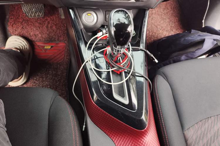 Used Nissan Lannia 2016 1.6L CVT Smart Cool Edition Gear Lever