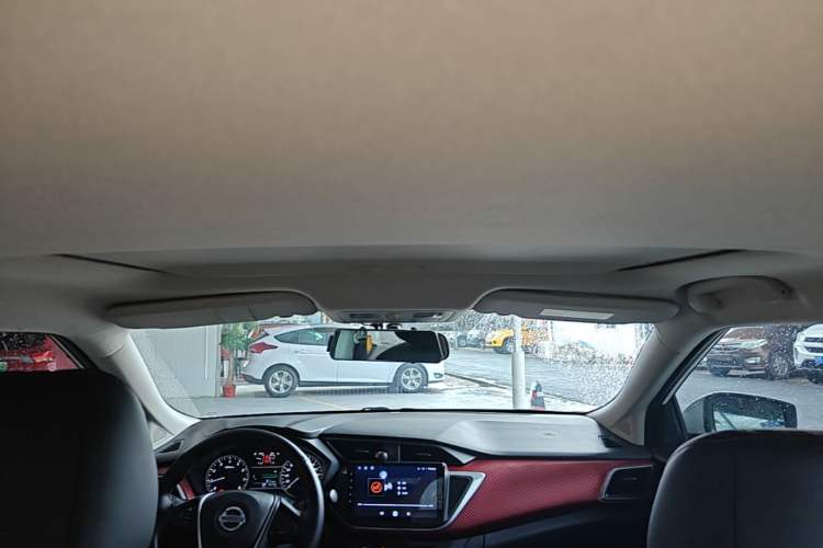Used Nissan Lannia 2016 1.6L CVT Smart Cool Edition Headliner