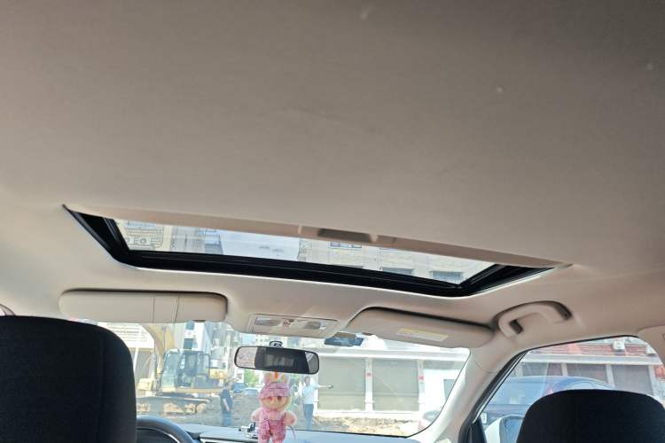 Used Nissan Lannia 2016 1.6L CVT Smart Cool Edition Headliner