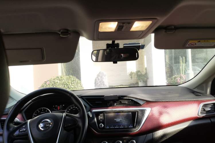 Used Nissan Lannia 2016 1.6L CVT Smart Cool Edition Headliner