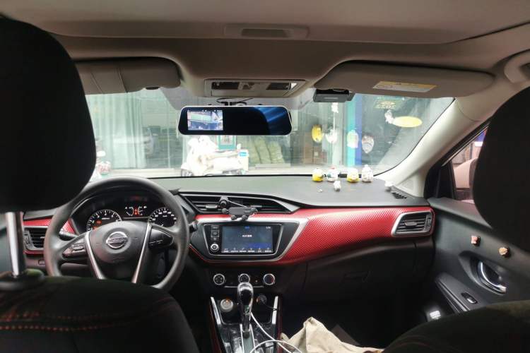 Used Nissan Lannia 2016 1.6L CVT Smart Cool Edition Headliner