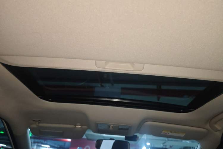 Used Nissan Lannia 2016 1.6L CVT Smart Cool Edition Headliner