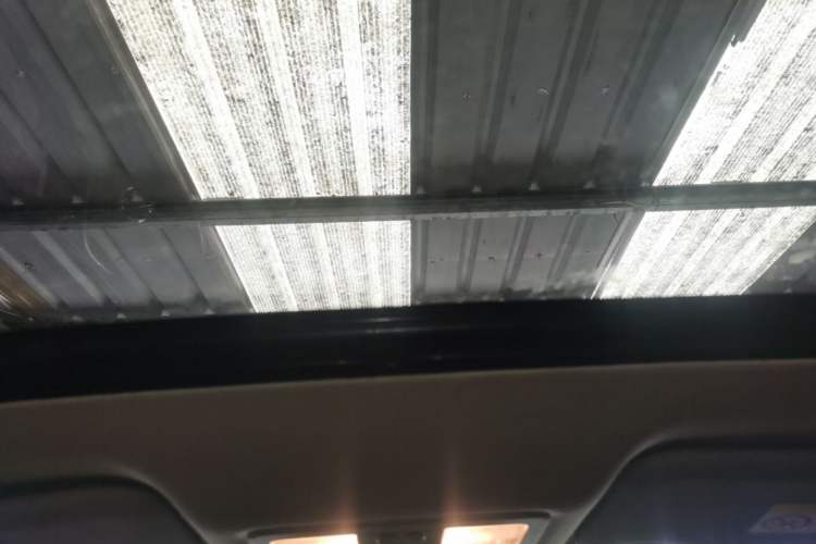 Used Nissan Lannia 2016 1.6L CVT Smart Cool Edition Headliner