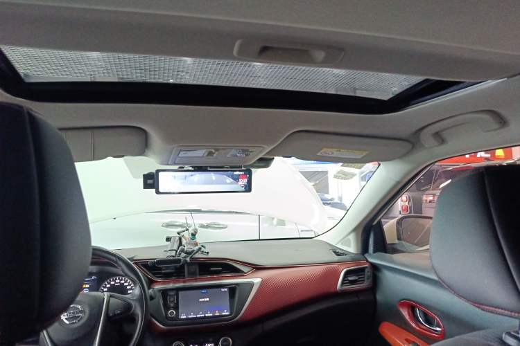 Used Nissan Lannia 2016 1.6L CVT High-Energy Version Headliner