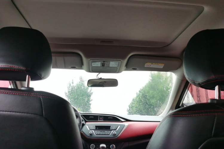 Used Nissan Lannia 2016 1.6L CVT Cool Edition Headliner