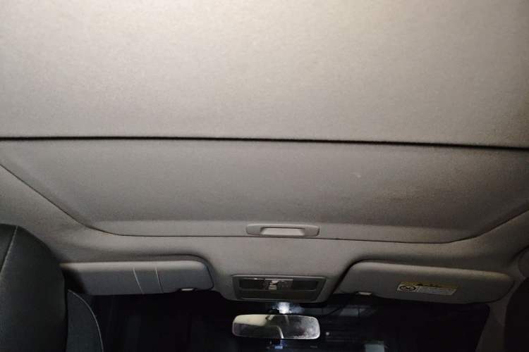 Used Nissan Lannia 2016 1.6L CVT Smart Cool Edition Headliner