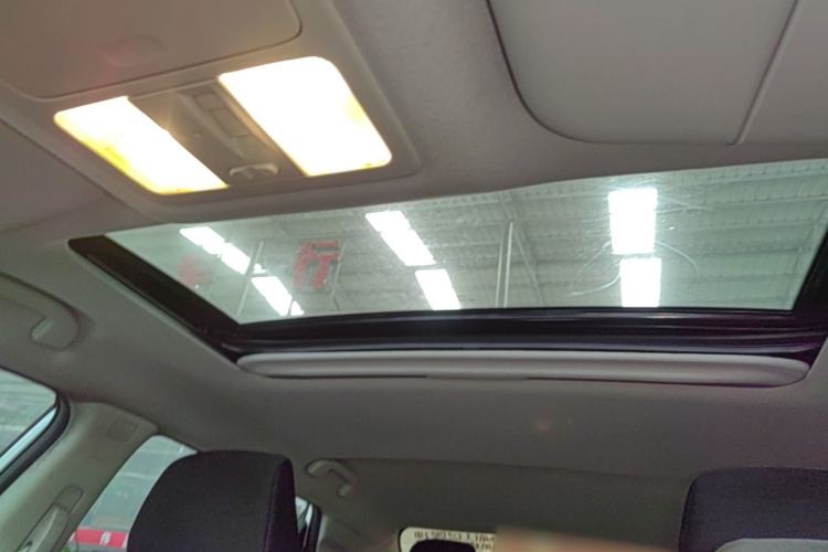 Used Nissan Lannia 2016 1.6L CVT Smart Edition Headliner