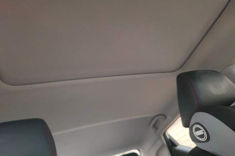 Used Nissan Lannia 2016 1.6L CVT Smart Cool Edition Headliner