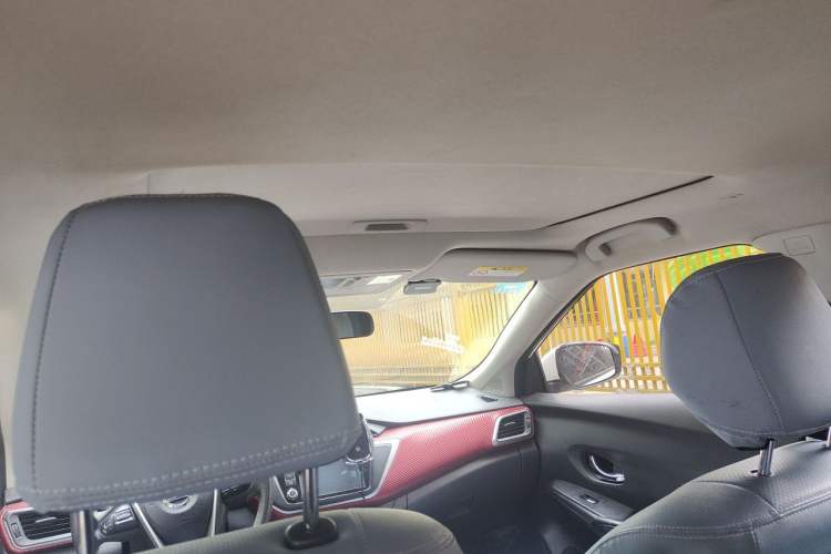 Used Nissan Lannia 2016 1.6L CVT Smart Cool Edition Headliner