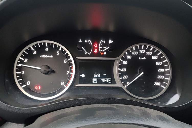 Used Nissan Lannia 2016 1.6L CVT Smart Cool Edition Instrument Cluster
