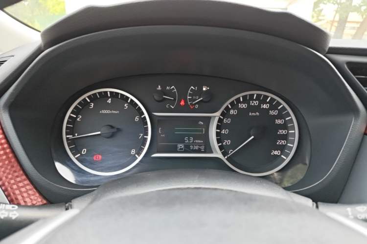 Used Nissan Lannia 2016 1.6L CVT Cool Edition Instrument Cluster