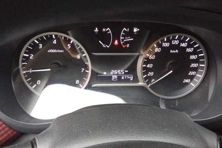 Used Nissan Lannia 2016 1.6L CVT Smart Cool Edition Instrument Cluster