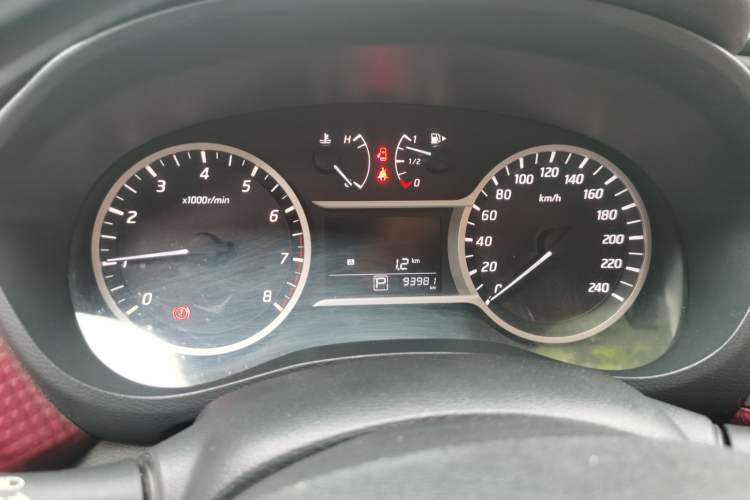 Used Nissan Lannia 2016 1.6L CVT Cool Edition Instrument Cluster