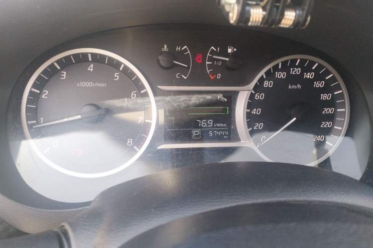 Used Nissan Lannia 2016 1.6L CVT Cool Edition Instrument Cluster