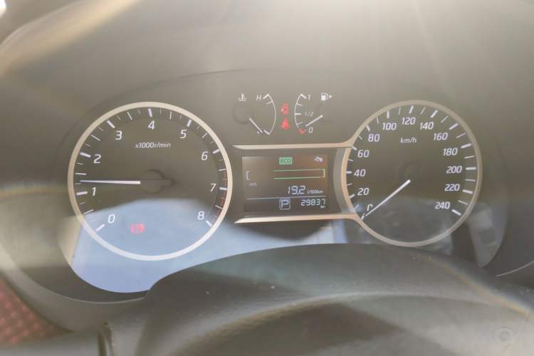 Used Nissan Lannia 2016 1.6L CVT Smart Cool Edition Instrument Cluster