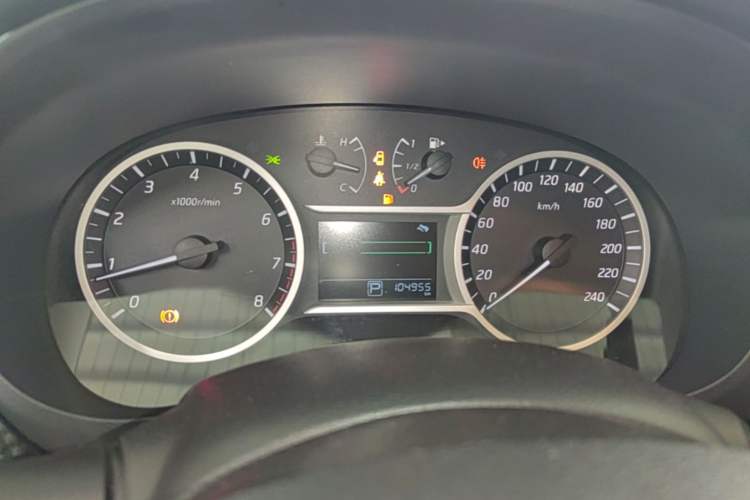 Used Nissan Lannia 2016 1.6L CVT Smart Edition Instrument Cluster