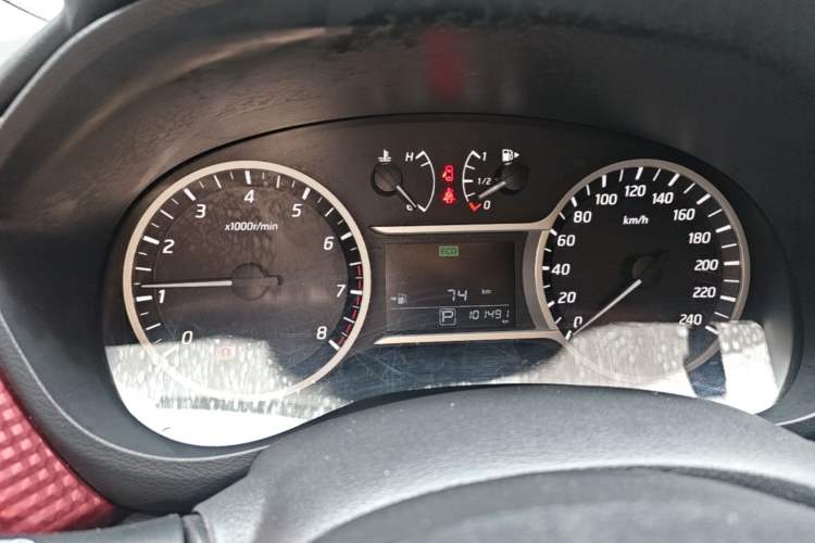 Used Nissan Lannia 2016 1.6L CVT Cool Edition Instrument Cluster