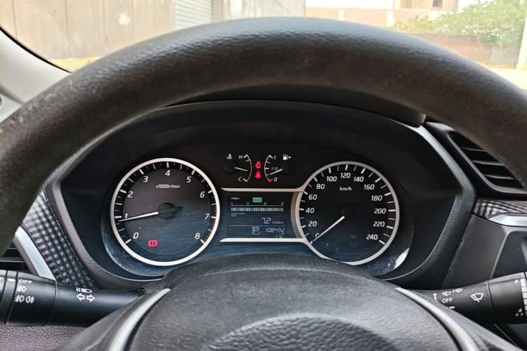 Used Nissan Lannia 2016 1.6L CVT Smart Cool Edition Instrument Cluster