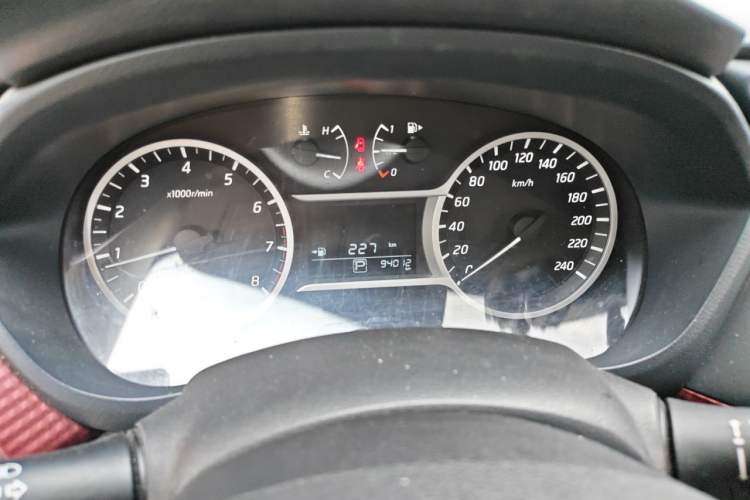 Used Nissan Lannia 2016 1.6L CVT Cool Edition Instrument Cluster