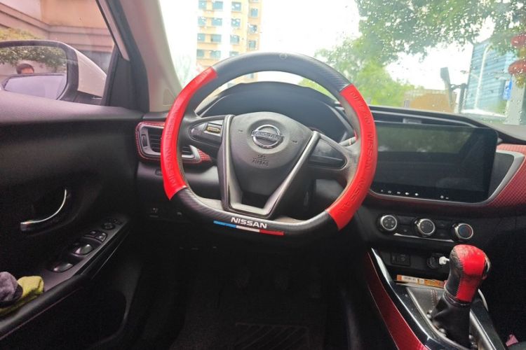 Used Nissan Lannia 2016 1.6L Manual Cool Edition Interior 1