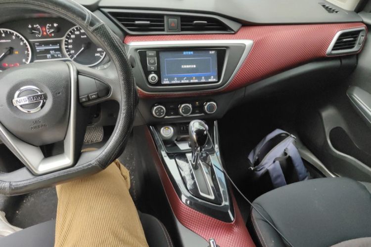 Used Nissan Lannia 2016 1.6L CVT Smart Cool Edition Interior 5