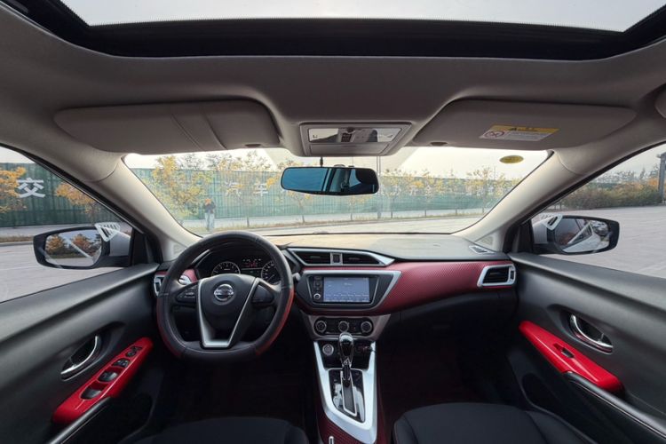 Used Nissan Lannia 2016 1.6L CVT Smart Cool Edition Interior 6