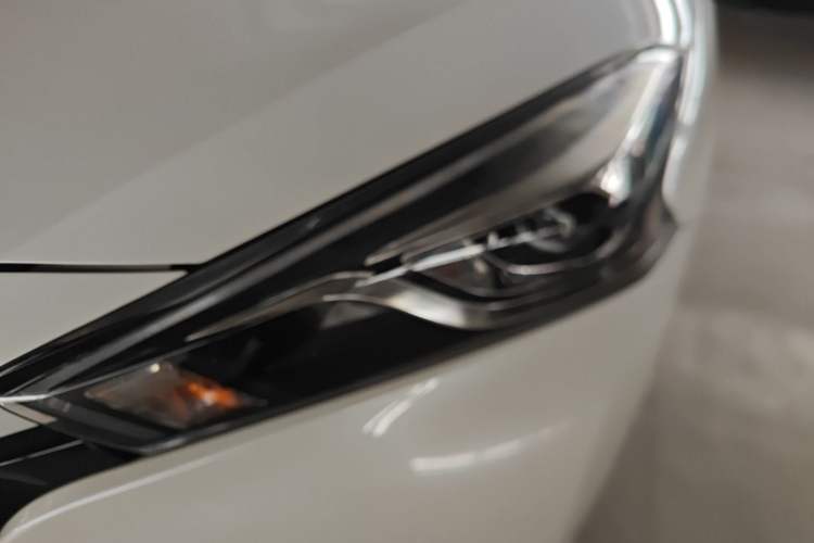 Used Nissan Lannia 2016 1.6L Manual Cool Edition Left Front Headlight