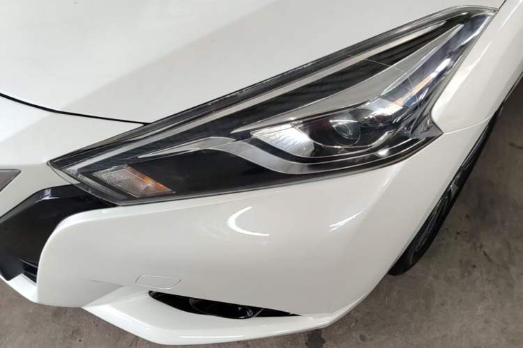 Used Nissan Lannia 2016 1.6L CVT Cool Edition Left Front Headlight