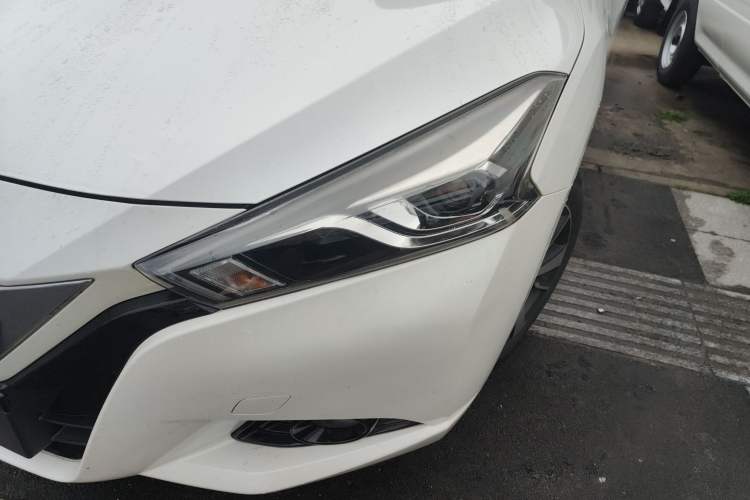 Used Nissan Lannia 2016 1.6L CVT Cool Edition Left Front Headlight