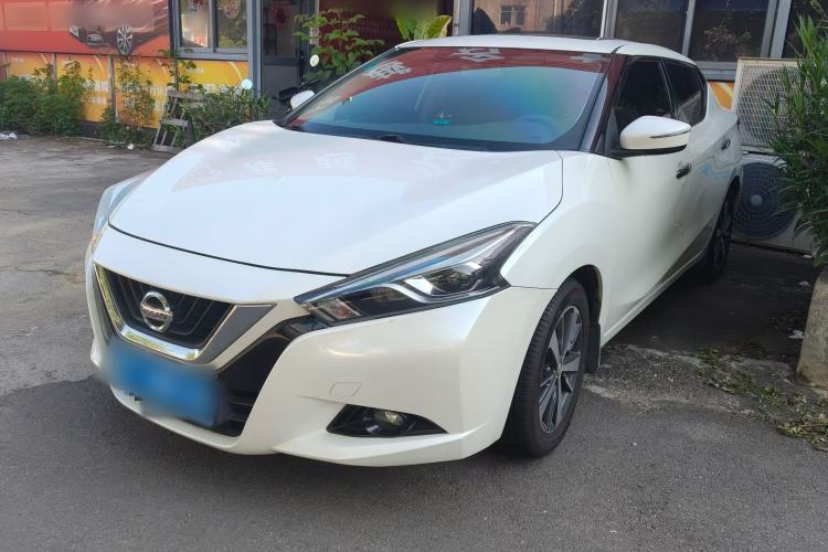 Used Nissan Lannia 2016 1.6L CVT Cool Edition Left Front Headlight