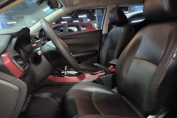 Used Nissan Lannia 2016 1.6L CVT Cool Edition Left Front Seat