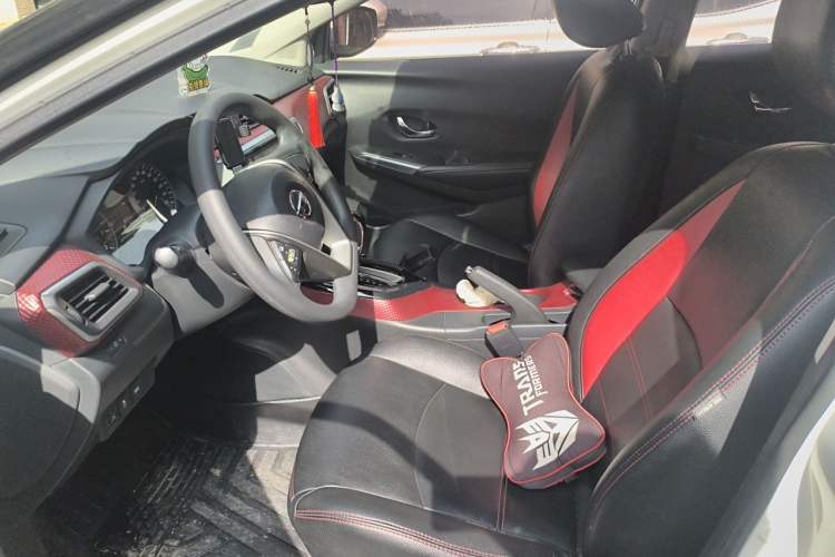 Used Nissan Lannia 2016 1.6L CVT Smart Cool Edition Left Front Seat