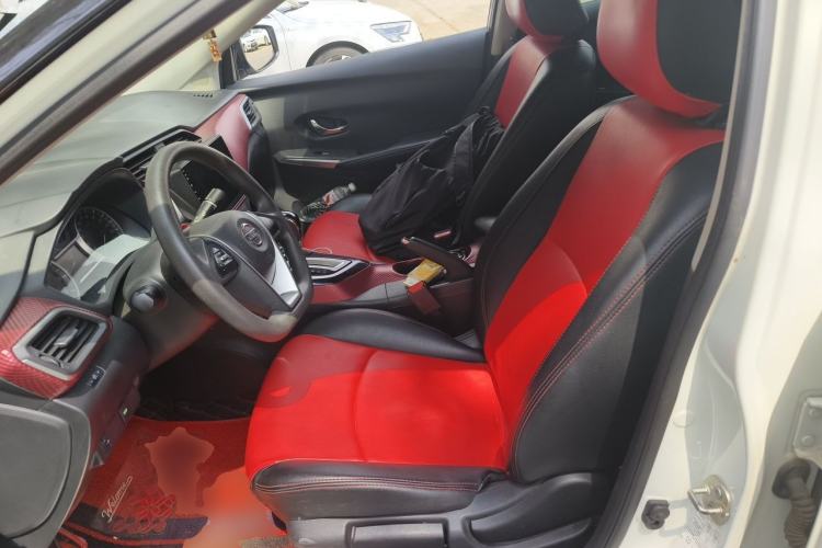 Used Nissan Lannia 2016 1.6L CVT Cool Edition Left Front Seat