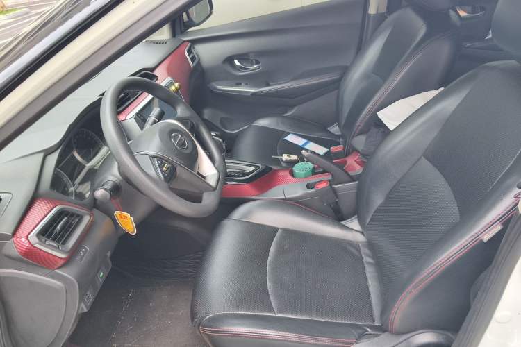 Used Nissan Lannia 2016 1.6L CVT Cool Edition Left Front Seat