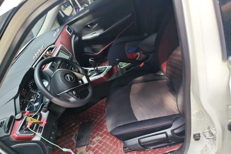 Used Nissan Lannia 2016 1.6L CVT Smart Cool Edition Left Front Seat