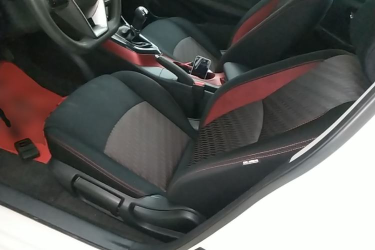 Used Nissan Lannia 2016 1.6L Manual Cool Edition Left Front Seat