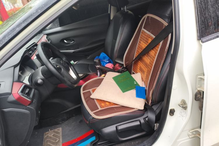 Used Nissan Lannia 2016 1.6L CVT Cool Edition Left Front Seat