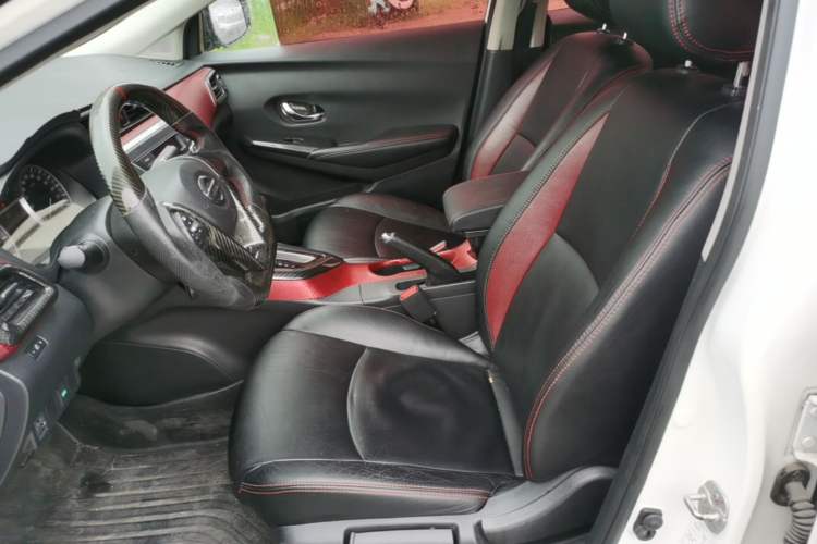 Used Nissan Lannia 2016 1.6L CVT Cool Edition Left Front Seat