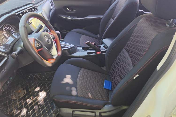 Used Nissan Lannia 2016 1.6L CVT Smart Edition Left Front Seat