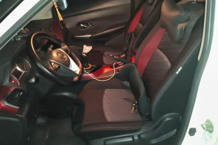 Used Nissan Lannia 2016 1.6L Manual Cool Edition Left Front Seat